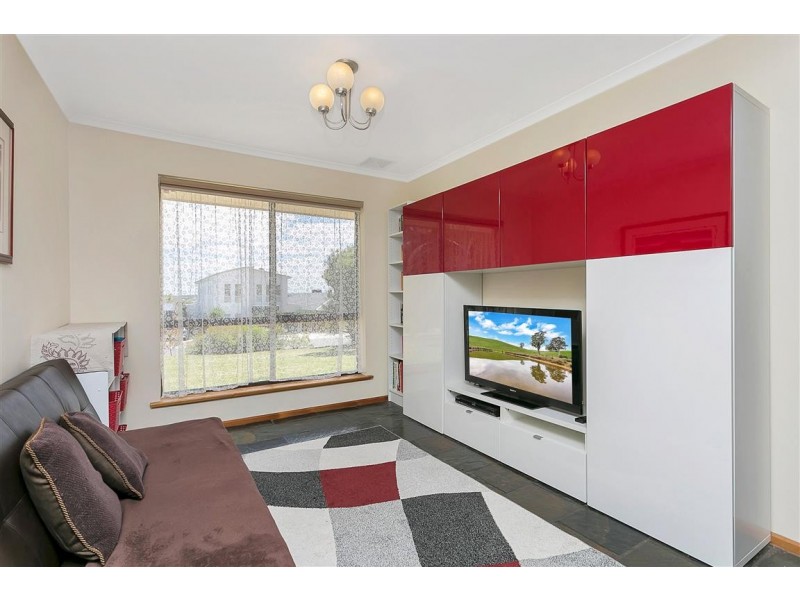 38 Lennard Drive, Moana SA 5169