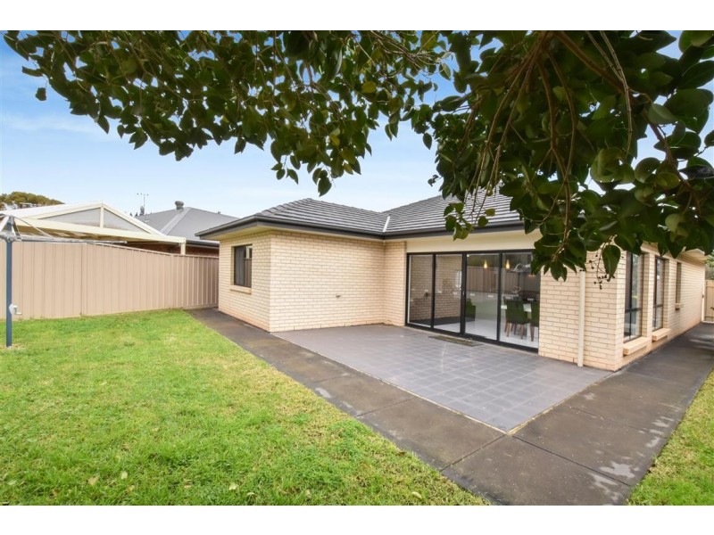 11 Karu Crescent, Mitchell Park SA 5043