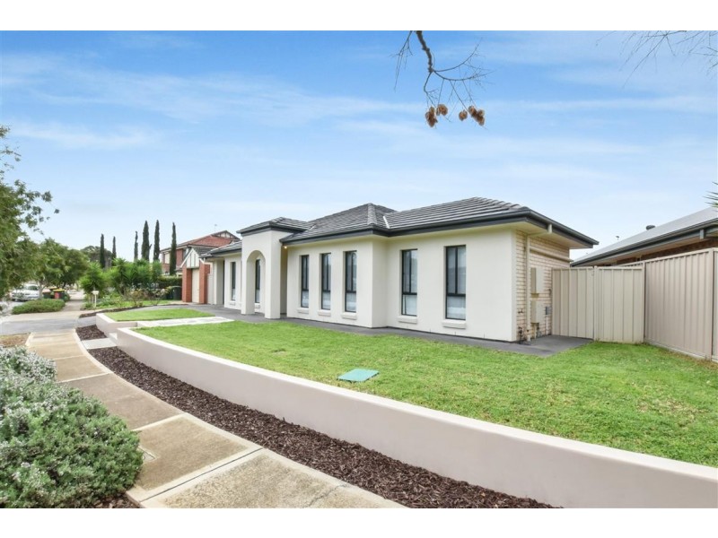 11 Karu Crescent, Mitchell Park SA 5043