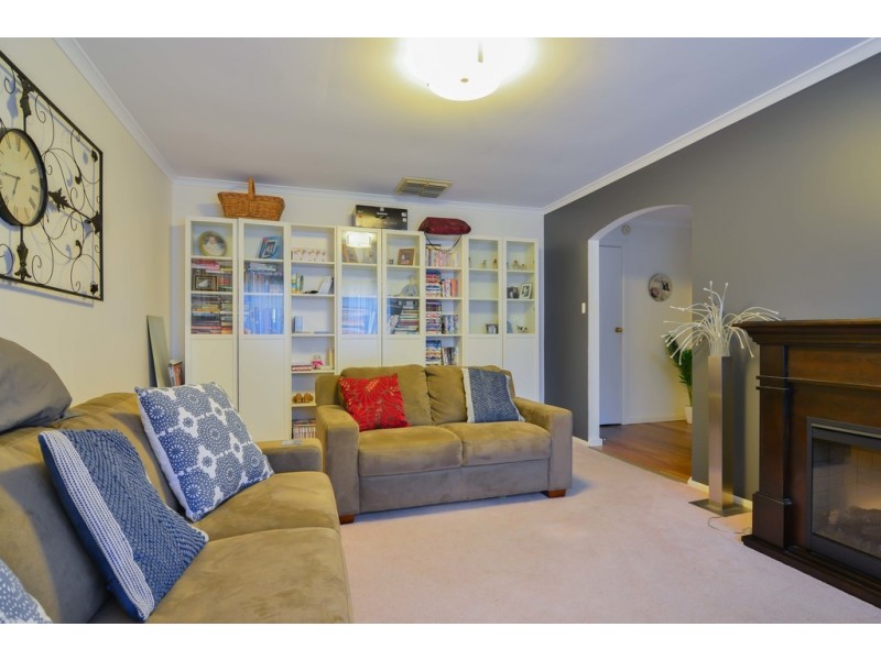 15 Alcatraz Street, Aberfoyle Park SA 5159