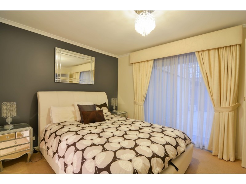 15 Alcatraz Street, Aberfoyle Park SA 5159