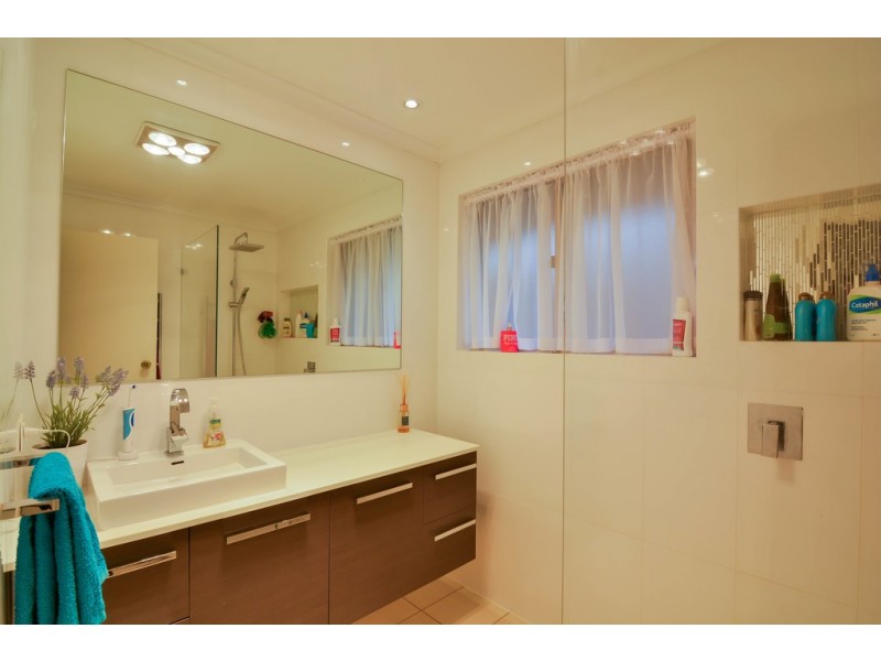 15 Alcatraz Street, Aberfoyle Park SA 5159