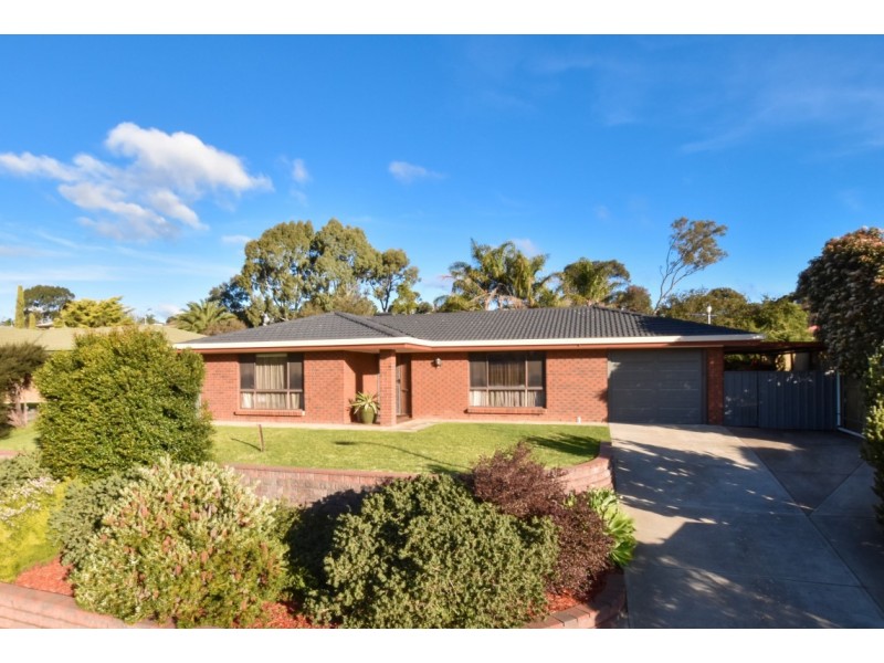 4 Ash Street, Aberfoyle Park SA 5159