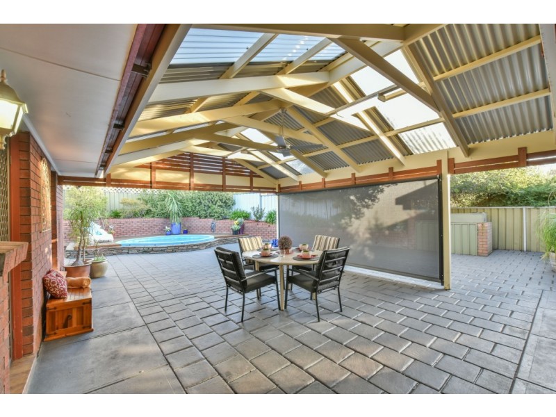 4 Ash Street, Aberfoyle Park SA 5159