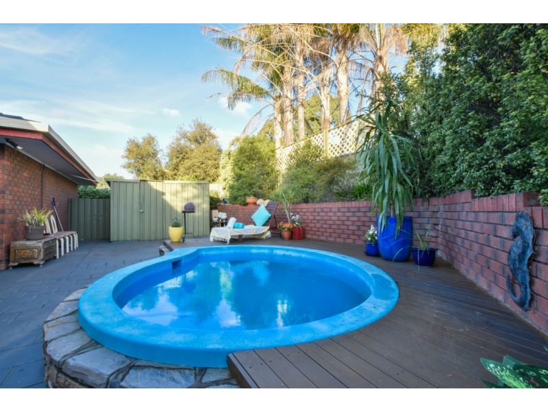 4 Ash Street, Aberfoyle Park SA 5159