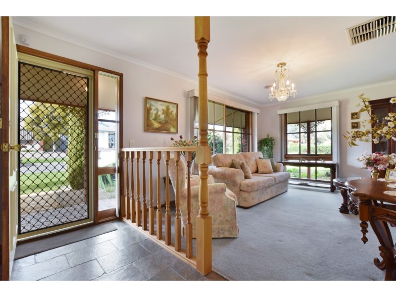 3 Ashmore Place, Onkaparinga Hills SA 5163