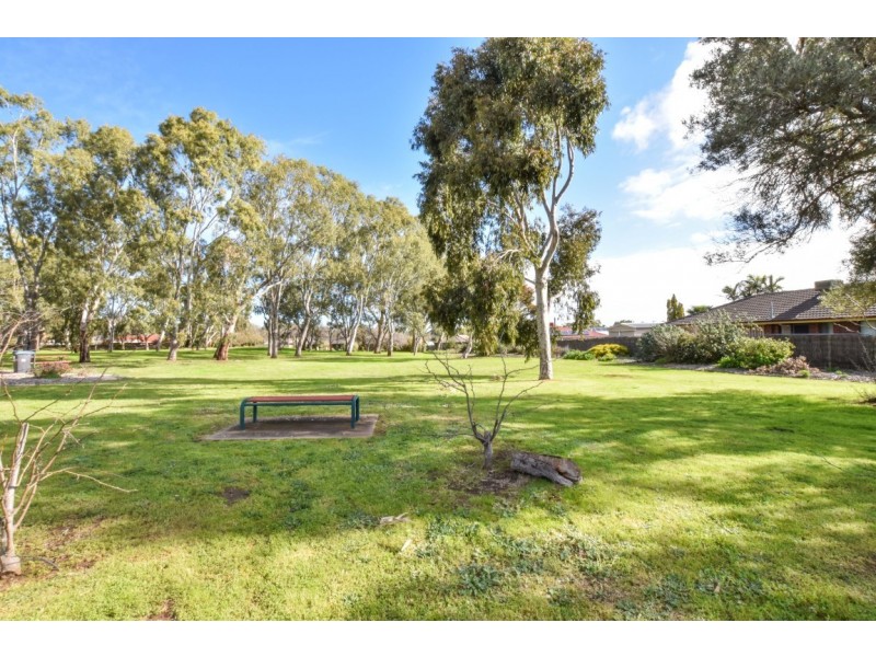3 Ashmore Place, Onkaparinga Hills SA 5163
