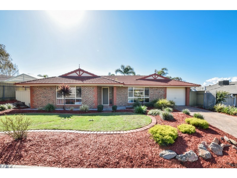 2 Angas Walk, Woodcroft SA 5162