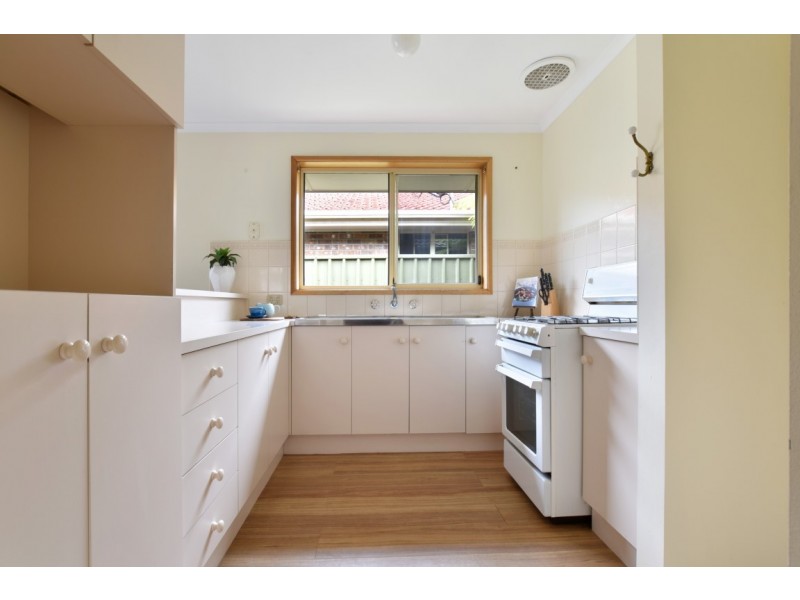 22 Barossa Way, Woodcroft SA 5162