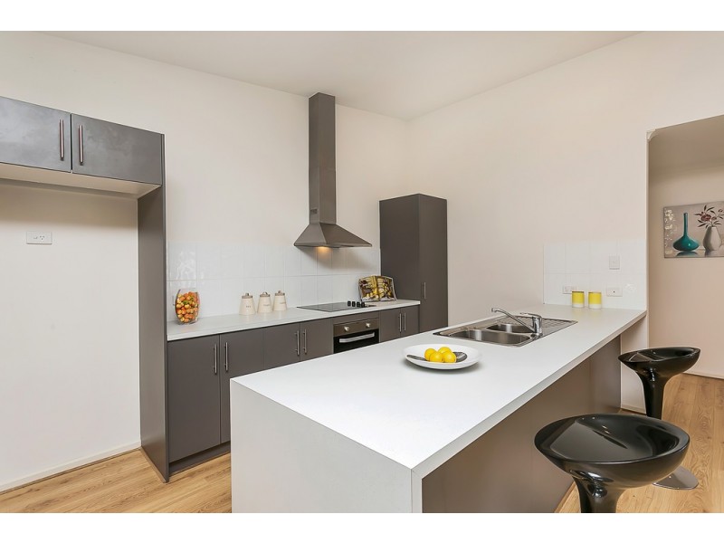 17 Whinnerah Avenue, Aldinga Beach SA 5173