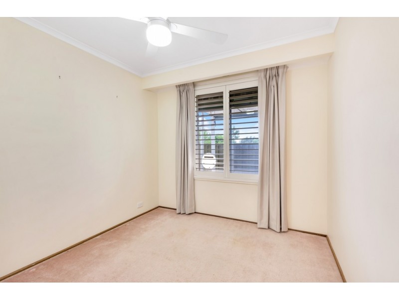 6 Arthur Court, Woodcroft SA 5162