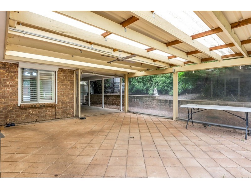6 Arthur Court, Woodcroft SA 5162