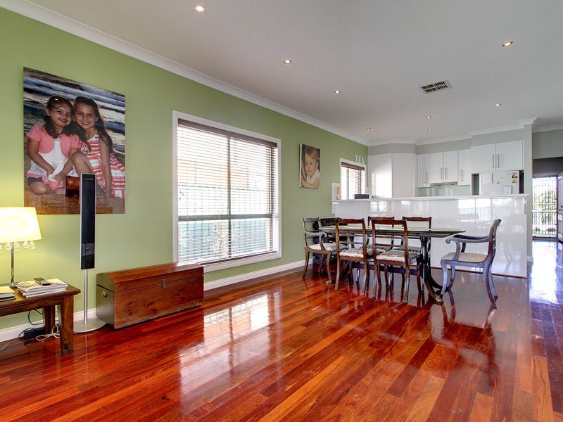 12 Dianne Street, Happy Valley SA 5159