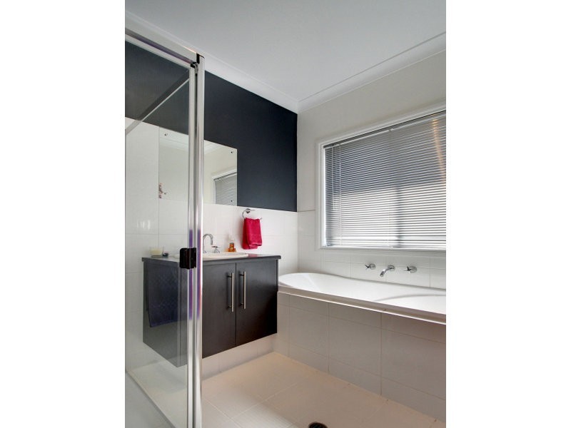 12 Dianne Street, Happy Valley SA 5159