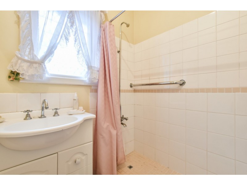 8 Anne Street, Royal Park SA 5014