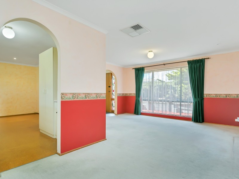 8 Whittaker Avenue, Old Reynella SA 5161