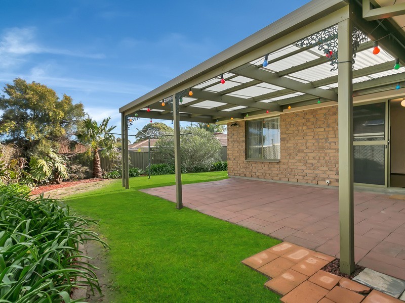 8 Whittaker Avenue, Old Reynella SA 5161