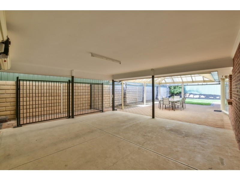 40 Elizabeth Crescent, Hallett Cove SA 5158