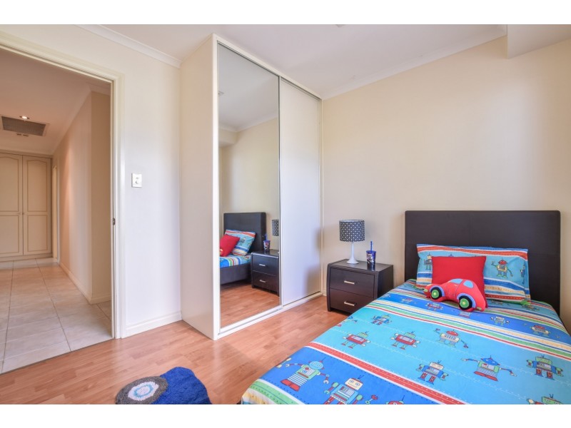 40 Elizabeth Crescent, Hallett Cove SA 5158