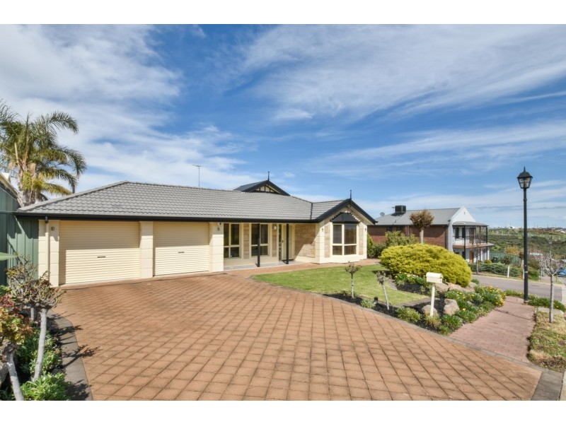 40 Elizabeth Crescent, Hallett Cove SA 5158