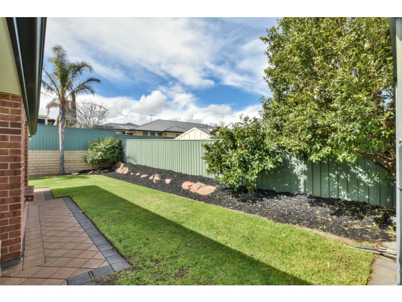 40 Elizabeth Crescent, Hallett Cove SA 5158