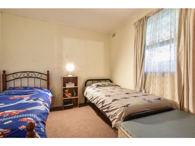 5 Bede Street, Christie Downs SA 5164