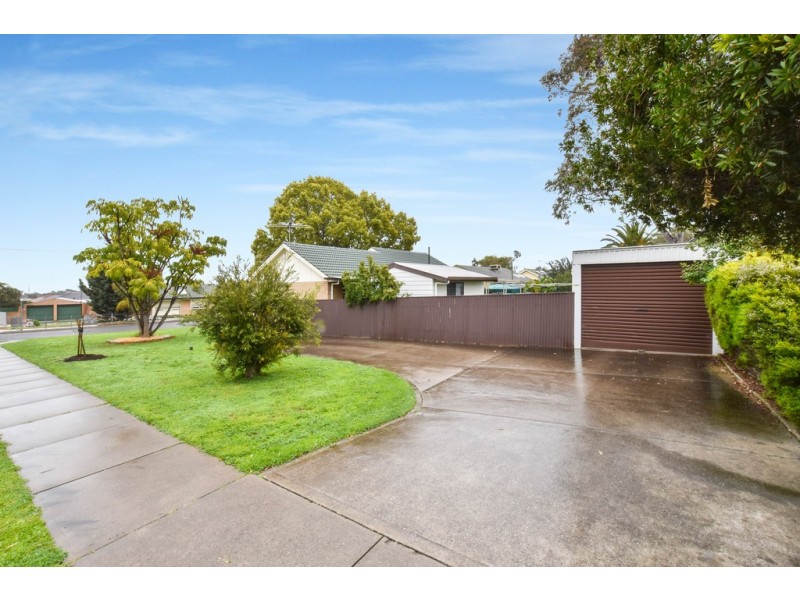 5 Bede Street, Christie Downs SA 5164