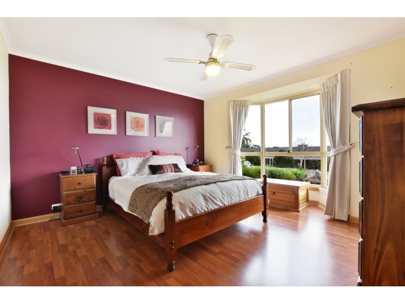 12 Headland Crescent, Woodcroft SA 5162