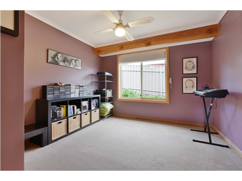 12 Headland Crescent, Woodcroft SA 5162