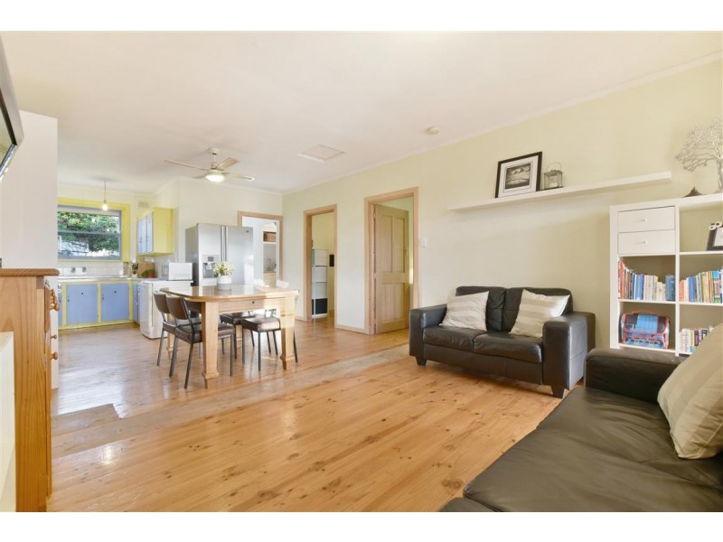 102 Bradley Grove, Mitchell Park SA 5043