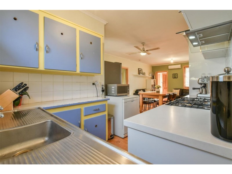 102 Bradley Grove, Mitchell Park SA 5043