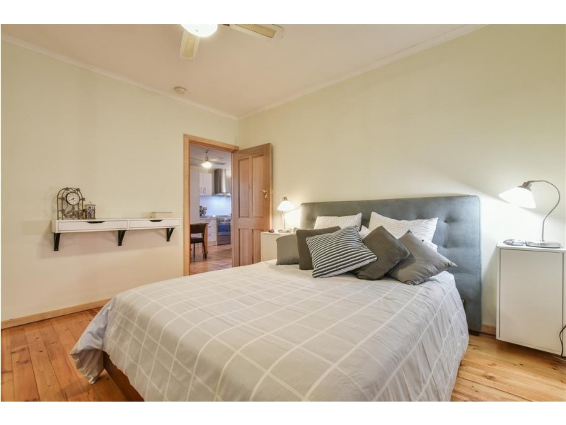 102 Bradley Grove, Mitchell Park SA 5043