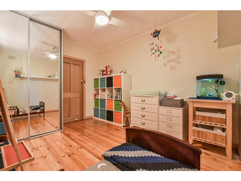 102 Bradley Grove, Mitchell Park SA 5043