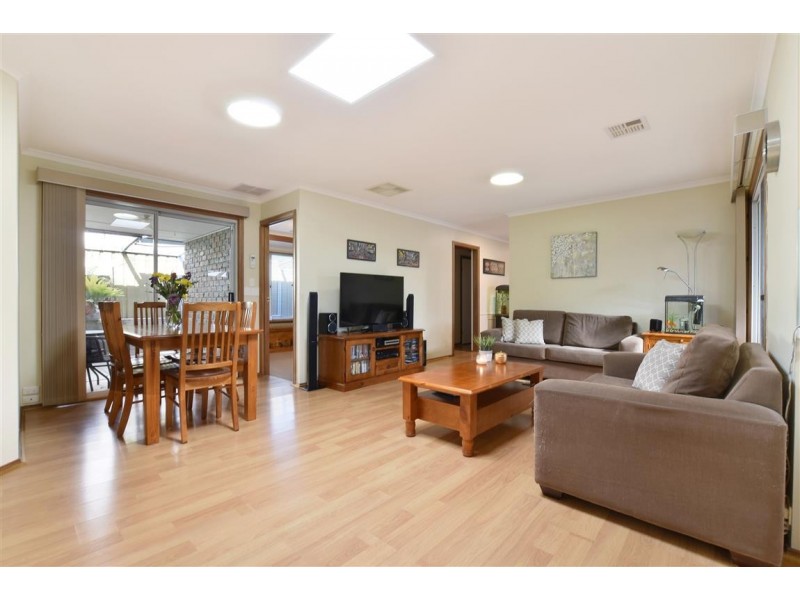 69 Fraser Avenue, Happy Valley SA 5159