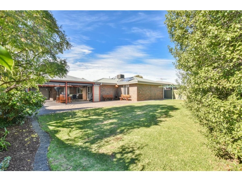 69 Fraser Avenue, Happy Valley SA 5159