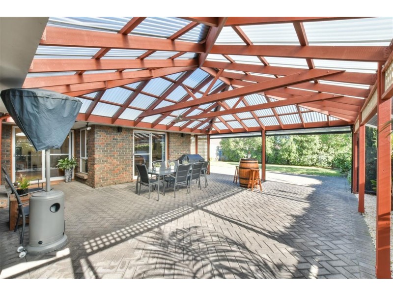 69 Fraser Avenue, Happy Valley SA 5159