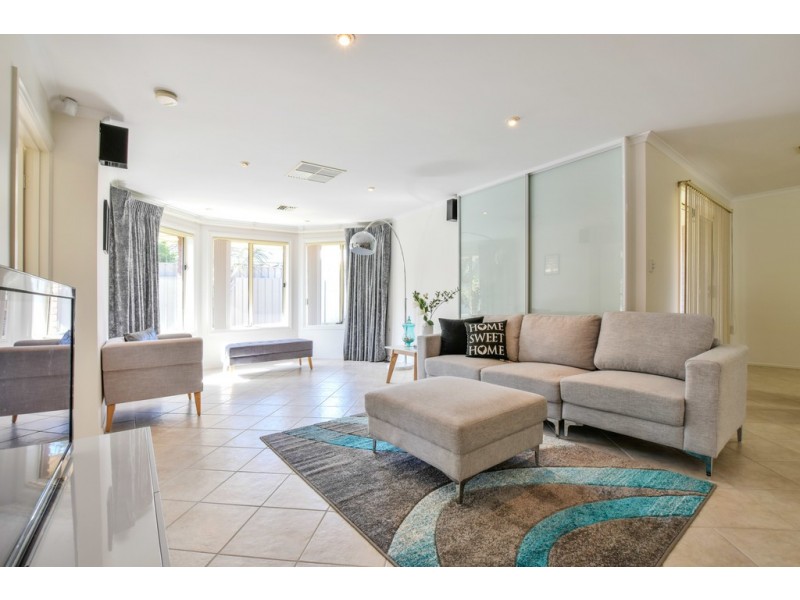 4 Douglas Street, Flinders Park SA 5025