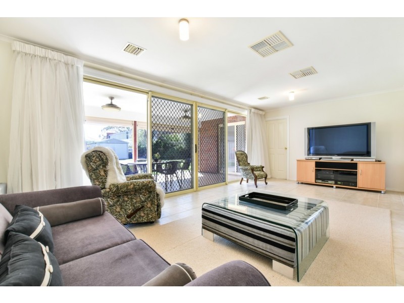 4 Douglas Street, Flinders Park SA 5025