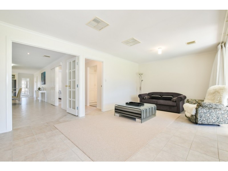 4 Douglas Street, Flinders Park SA 5025