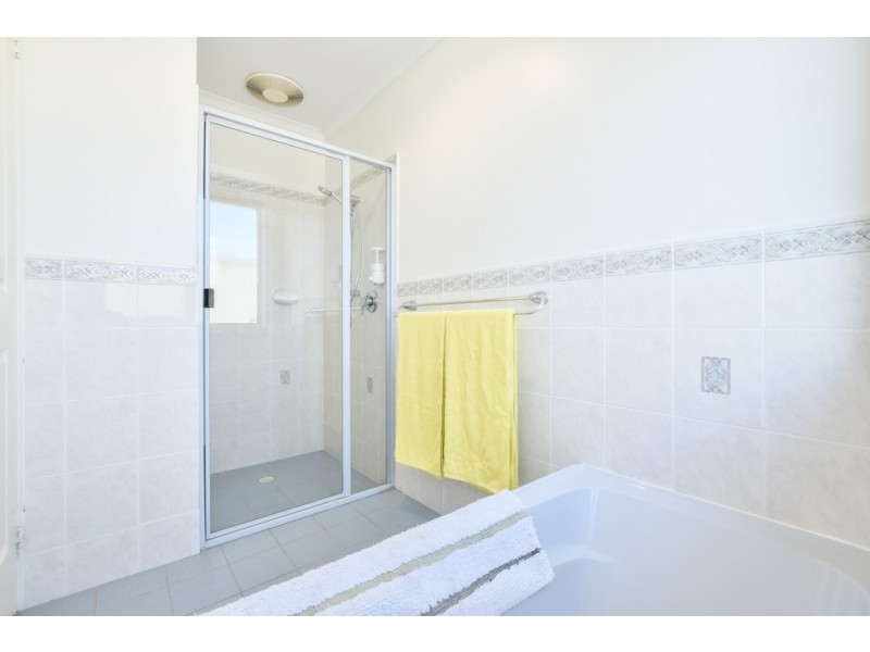 4 Douglas Street, Flinders Park SA 5025