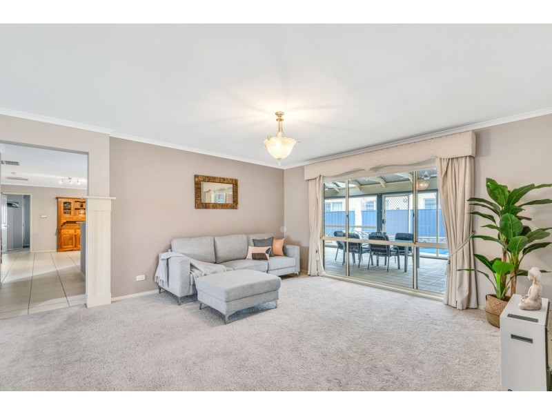 47 Burlington Road, Hallett Cove SA 5158