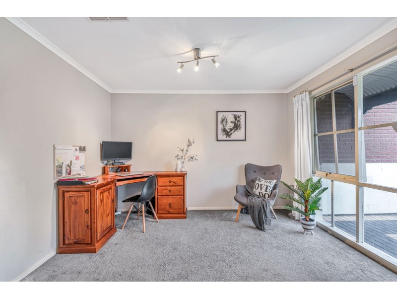 47 Burlington Road, Hallett Cove SA 5158