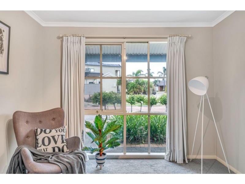 47 Burlington Road, Hallett Cove SA 5158