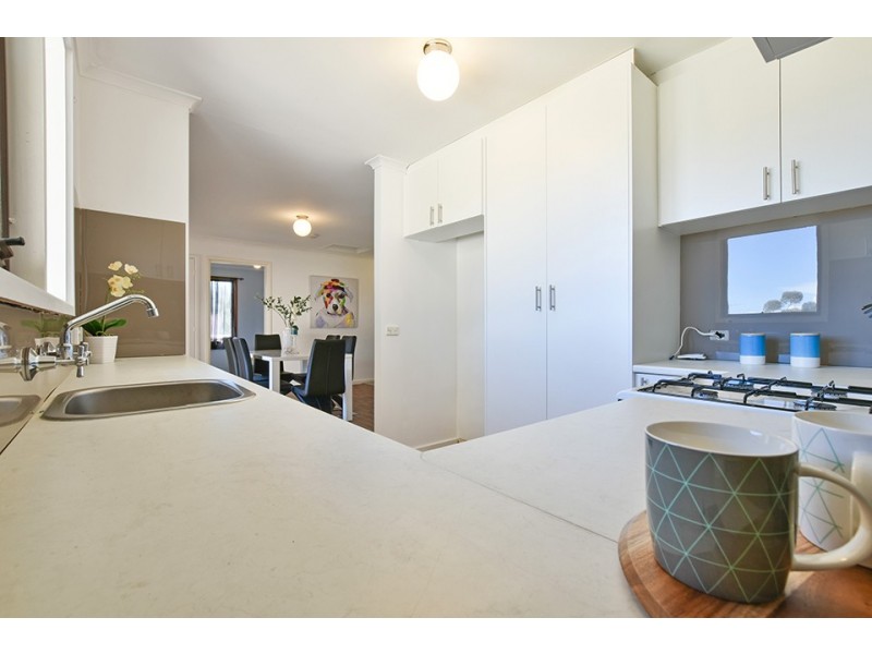 17 Amsterdam Road, Hackham West SA 5163