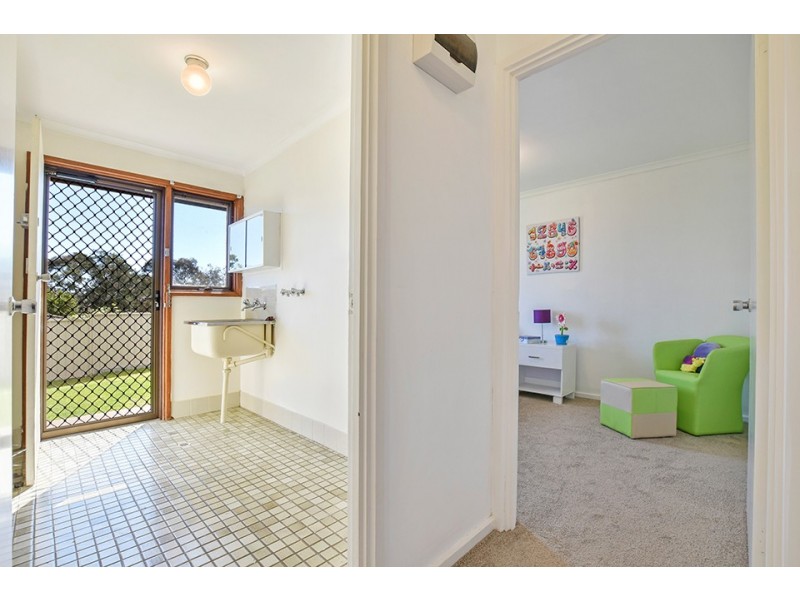 17 Amsterdam Road, Hackham West SA 5163