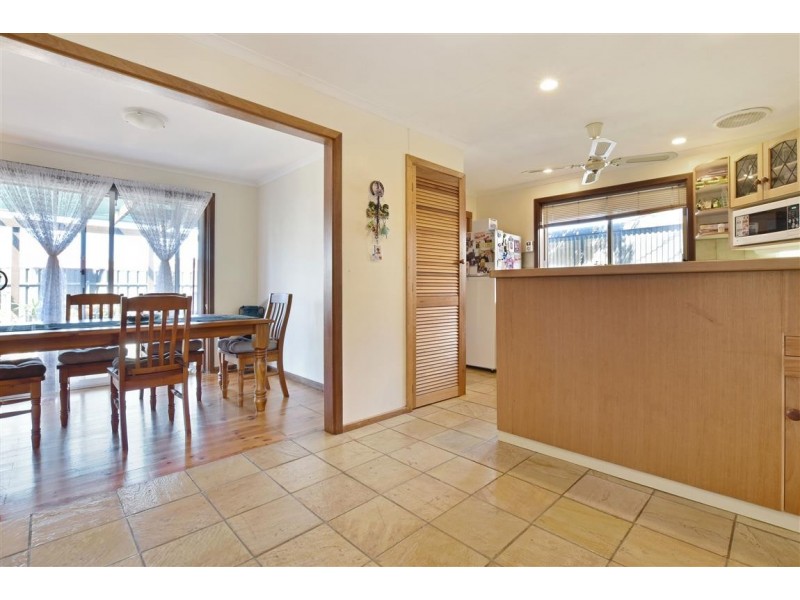 18 Fremantle Road, Port Noarlunga South SA 5167