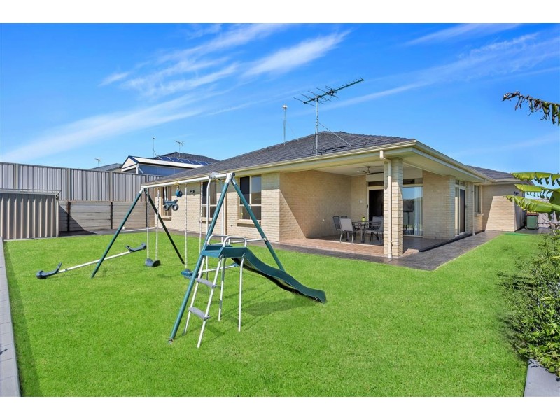 17 Beachport Road, Seaford Rise SA 5169
