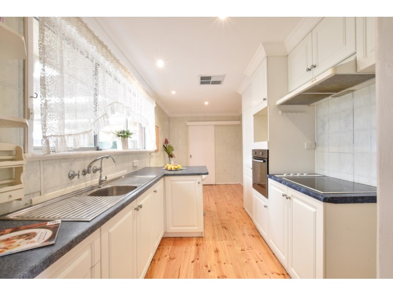 21 Ayre Street, Morphett Vale SA 5162