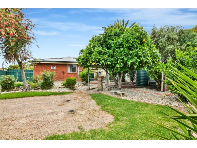 21 Ayre Street, Morphett Vale SA 5162