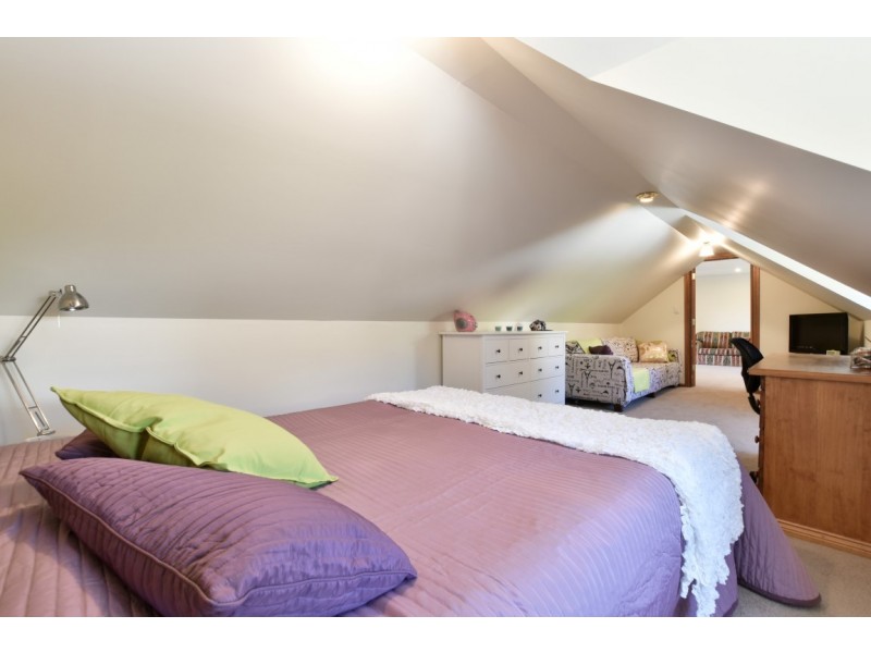 23 Sandalwood Crescent, Flagstaff Hill SA 5159